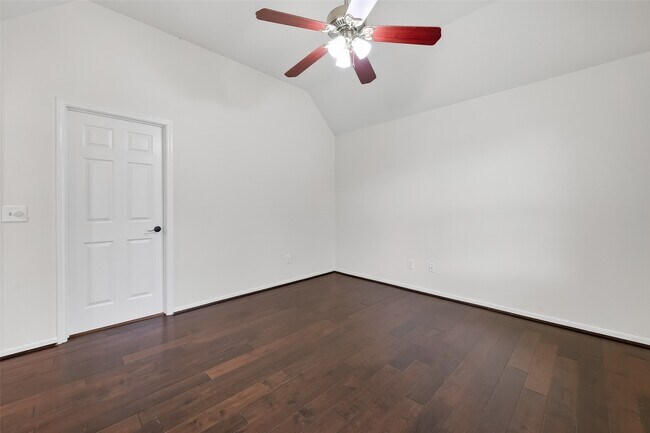 Building Photo - 19715 Azalea Brook Way