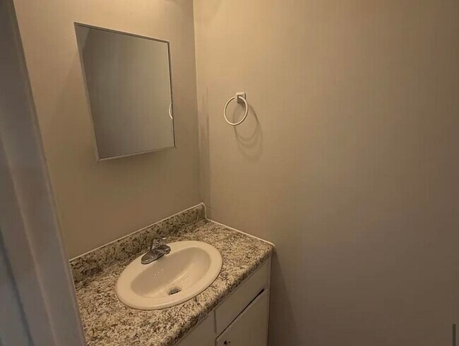Building Photo - 3234 Nekoma Ln