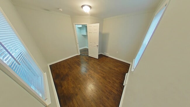 Building Photo - 28319 Maple St