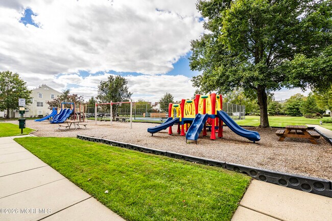 Building Photo - 2 Jodhpur Ct