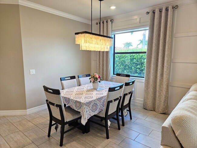 Building Photo - Stunning Model Home – 2 Bedrooms plus Den,...