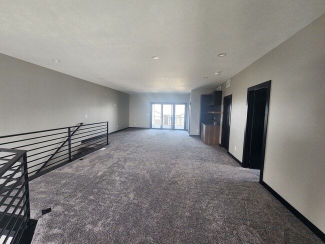 Building Photo - Brand New Townhomes!
