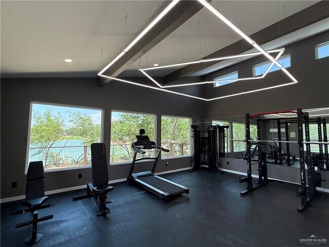 Building Photo - 24 Jenna Ln