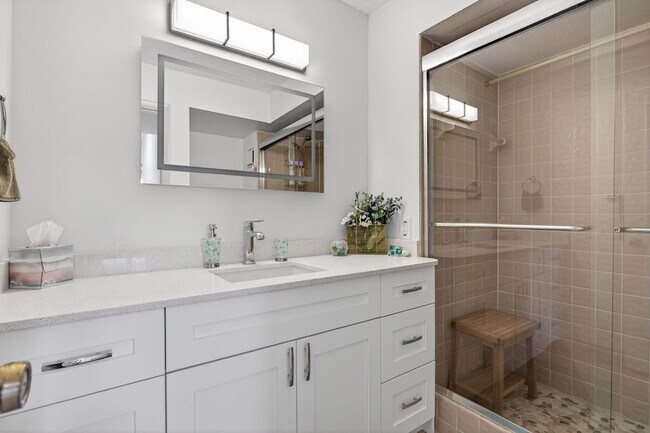 Building Photo - 1500 N Ocean Blvd