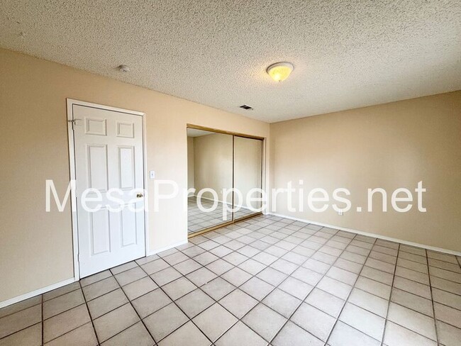 Building Photo - 16578 Odell Ave