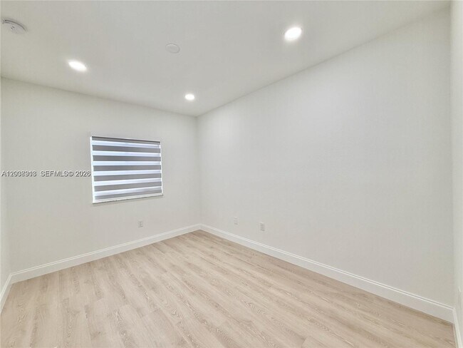 Building Photo - 4412 Woodland Cir