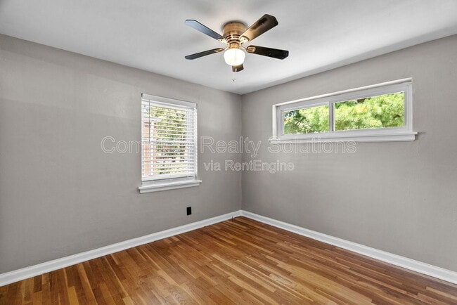 Building Photo - 1225 Buck Ave
