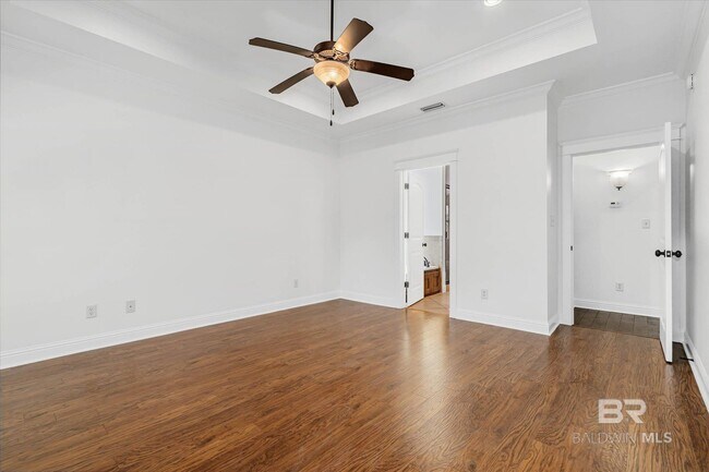 Building Photo - 419 Craftsman Ave