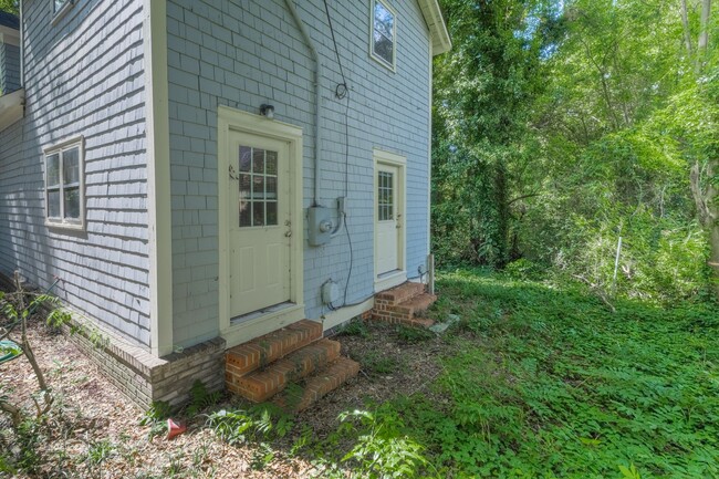 Building Photo - 719 Hayne Avenue