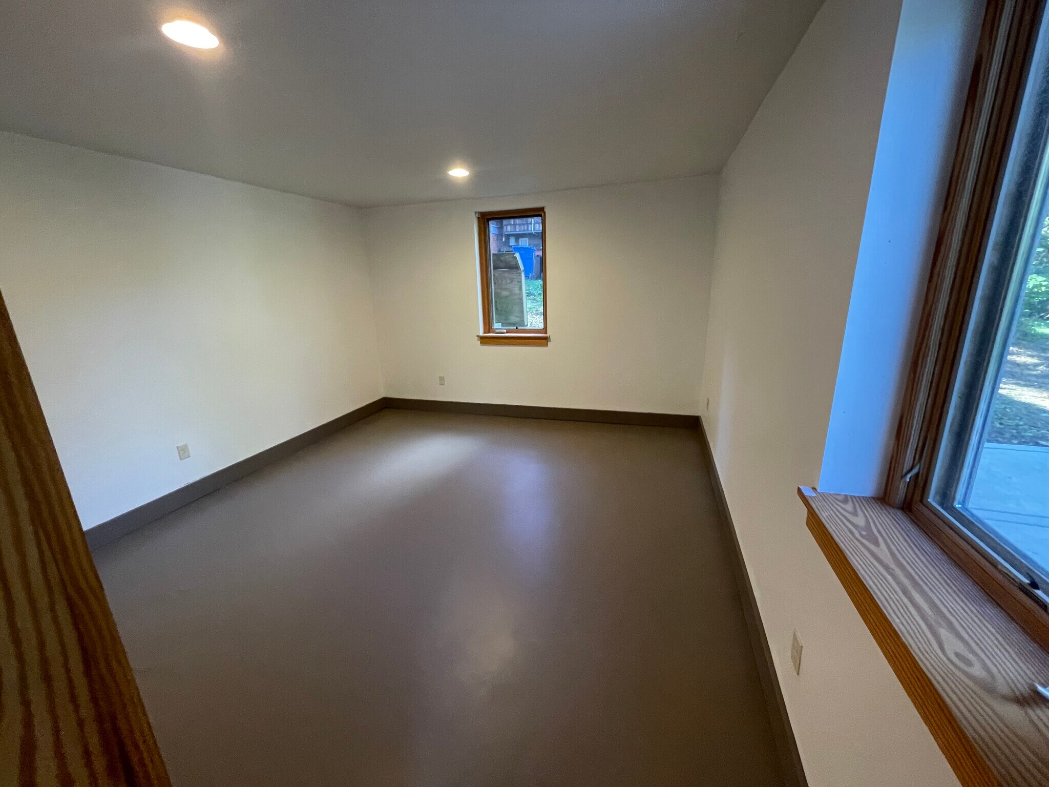 primary bedroom - 127 Flint St