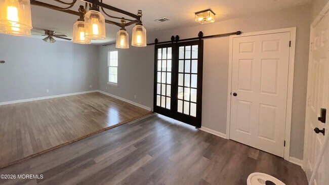 Building Photo - 5-6-6 Atlanta Ct