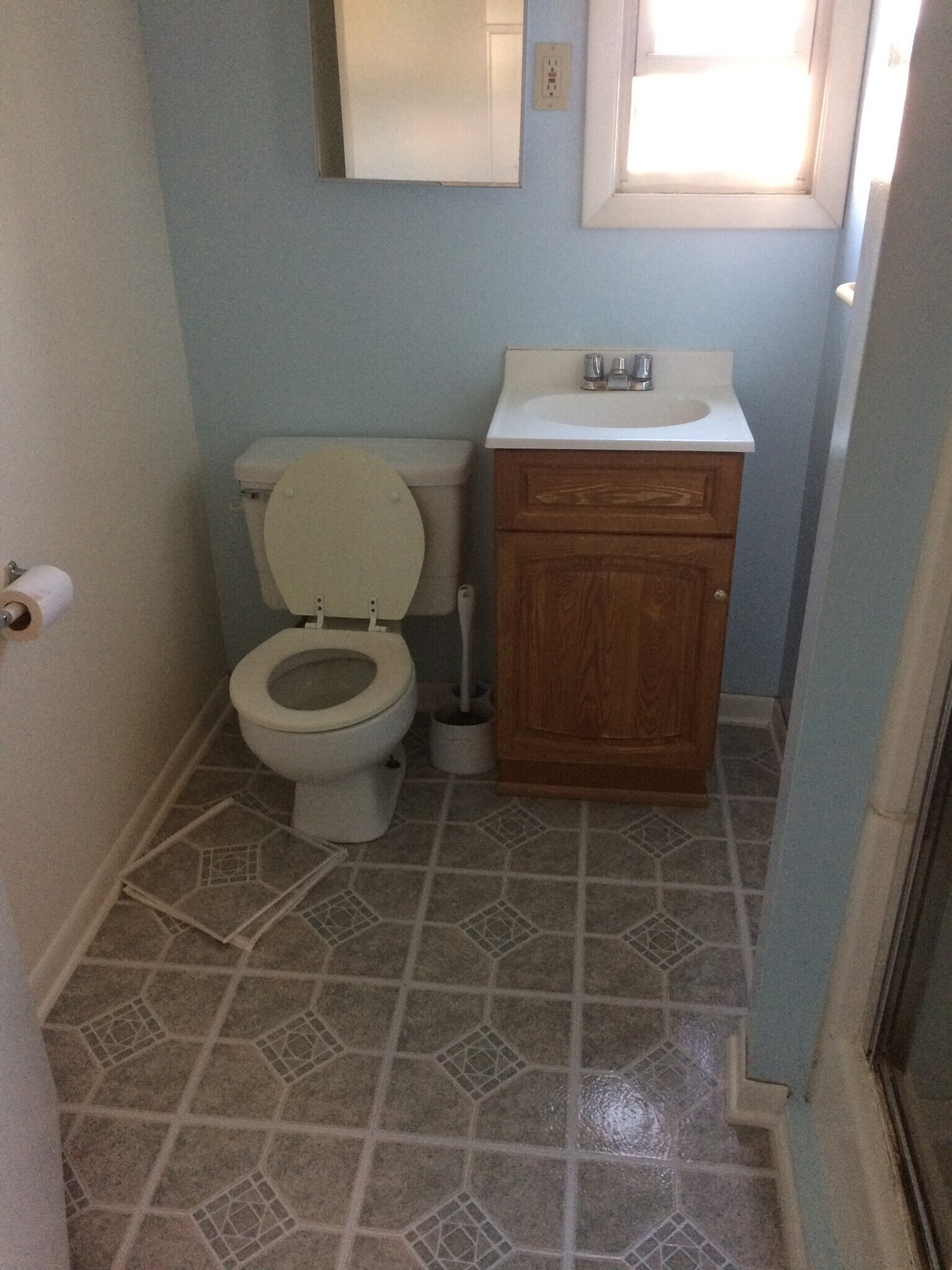 Building Photo - 355 Oakland Ave