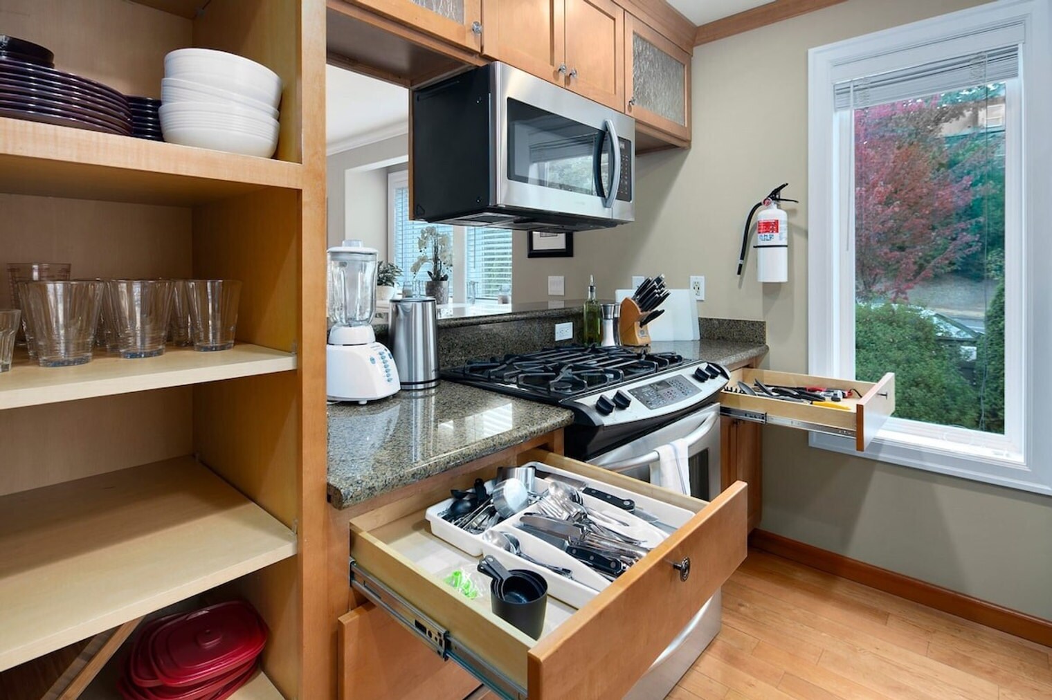 Building Photo - 2717 E Yesler Wy