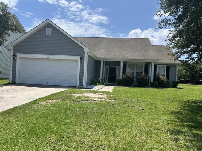 Primary Photo - 172 Zinnia Dr