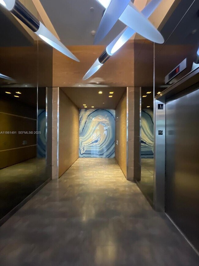 Building Photo - 3250 NE 1st Ave