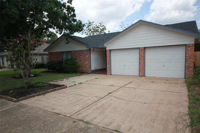Primary Photo - 22138 Birch Valley Dr