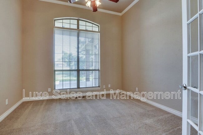 Building Photo - 3341 Heritage Green Cir