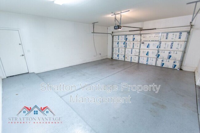 Building Photo - 4710 E Austin Ln