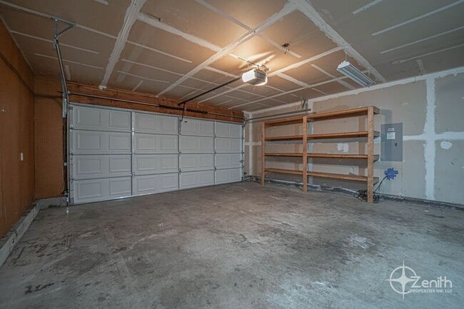 Building Photo - 15211 NE 50th St