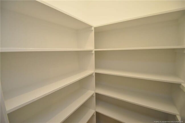 Building Photo - 206 Whiteberry Dr