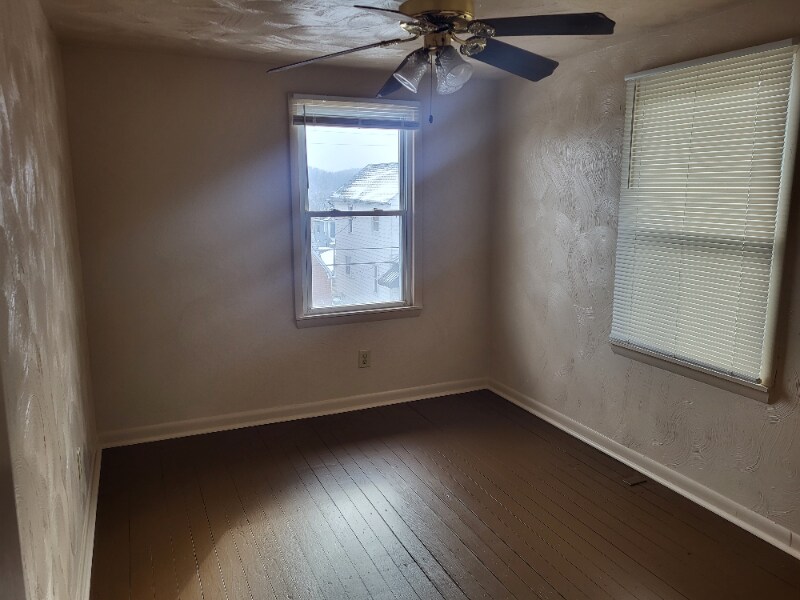 Building Photo - 205 Modisette Ave