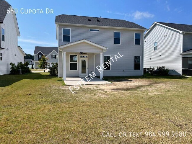 Building Photo - 650 Cupota Dr