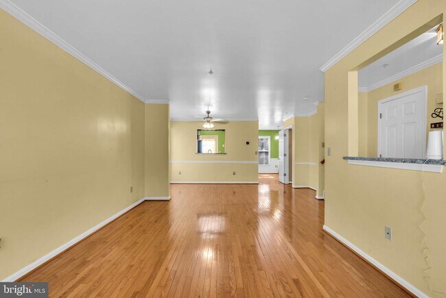 Building Photo - 9354 Sombersby Ct