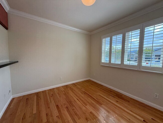 Building Photo - Beautiful Home With Stand-Alone ADU | Camb...