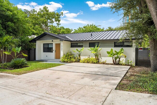 Building Photo - 3737 Frow Ave
