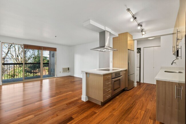Building Photo - 1Bd/1Ba Seattle Condo