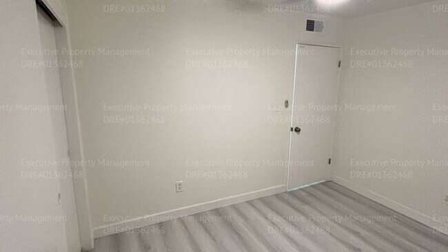 Building Photo - Remodeled 3 bedroom/ 2 bathroom home *MOVE IN SPECIAL OAC*