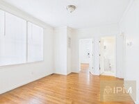 Building Photo - 366 High St