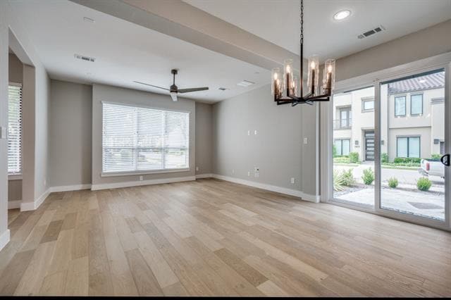 Building Photo - 6129 Echelon Way