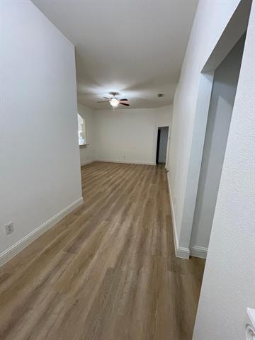 Building Photo - 2049 Sunny Side Dr