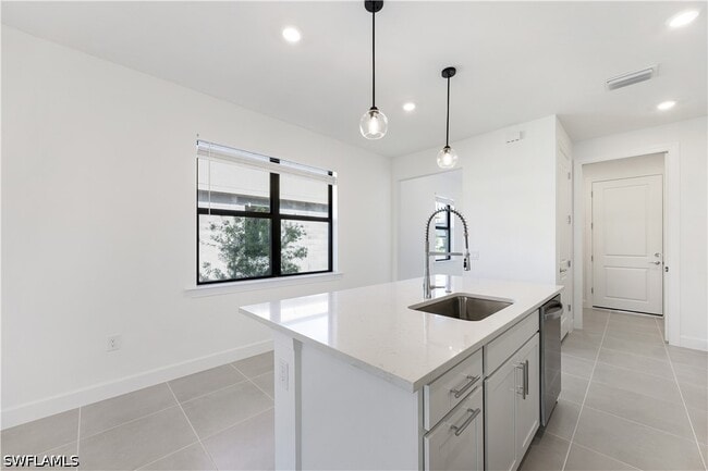 Building Photo - 19226 Hinkley Dr