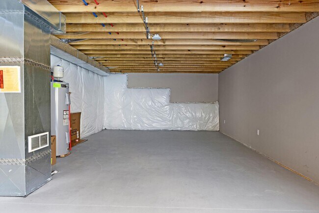 Building Photo - 369 Meadowview Dr