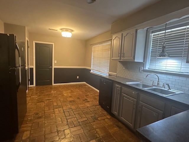 Building Photo - 5512 White Pine Dr