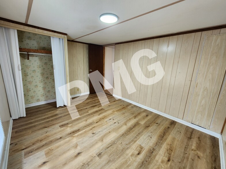 Building Photo - 306 Gethsemane Dr