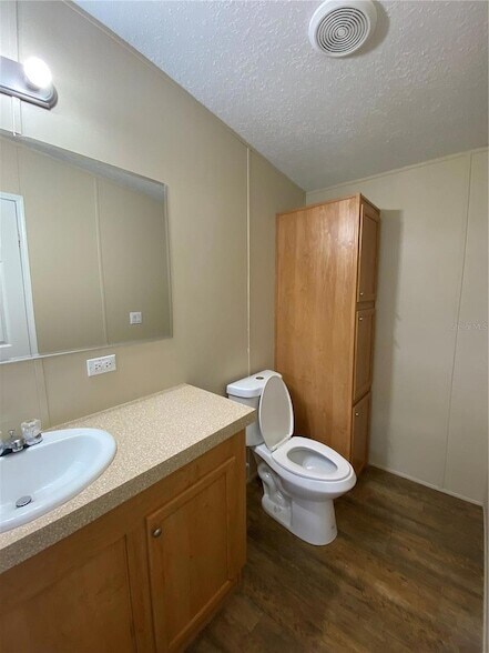 Building Photo - 37412 Carringer Rd