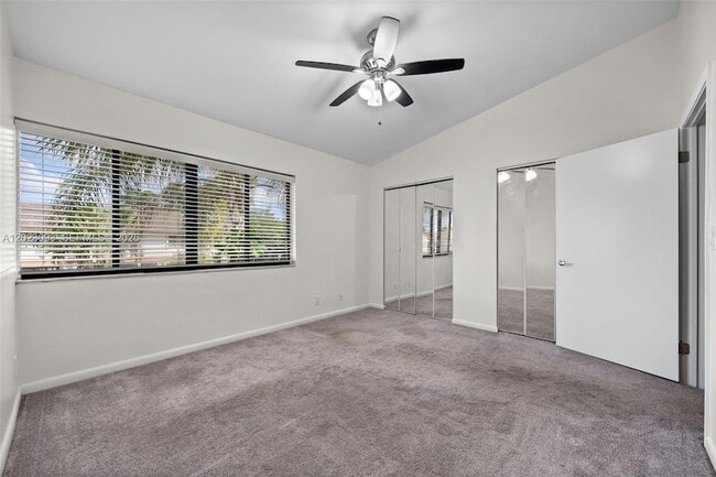 Building Photo - 4241 SW 71st Ter