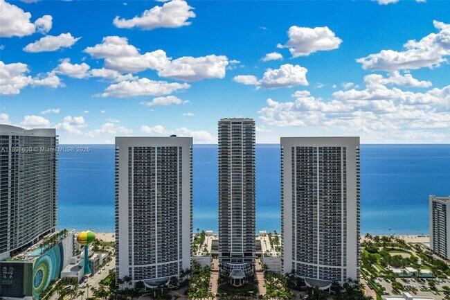 Building Photo - 1830 S Ocean Dr