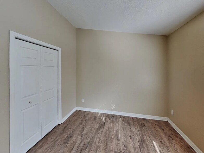Building Photo - 3835 Springlake Village Ct