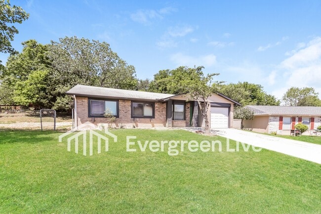 Building Photo - 1225 Bard Dr