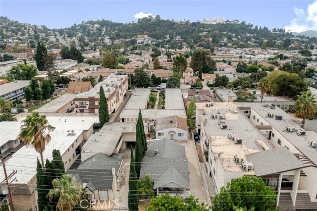 Building Photo - 818 E Windsor Rd