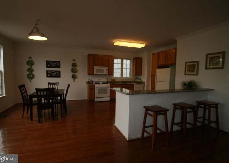 Building Photo - 18107 Coachmans Rd