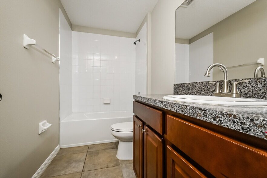 Building Photo - 7311 Ozello Trail Ave