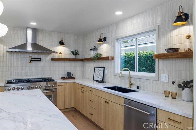 Building Photo - 9792 La Arena Cir
