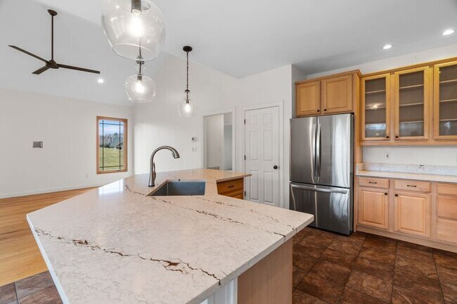 Building Photo - 15 Carl Roberts Rd