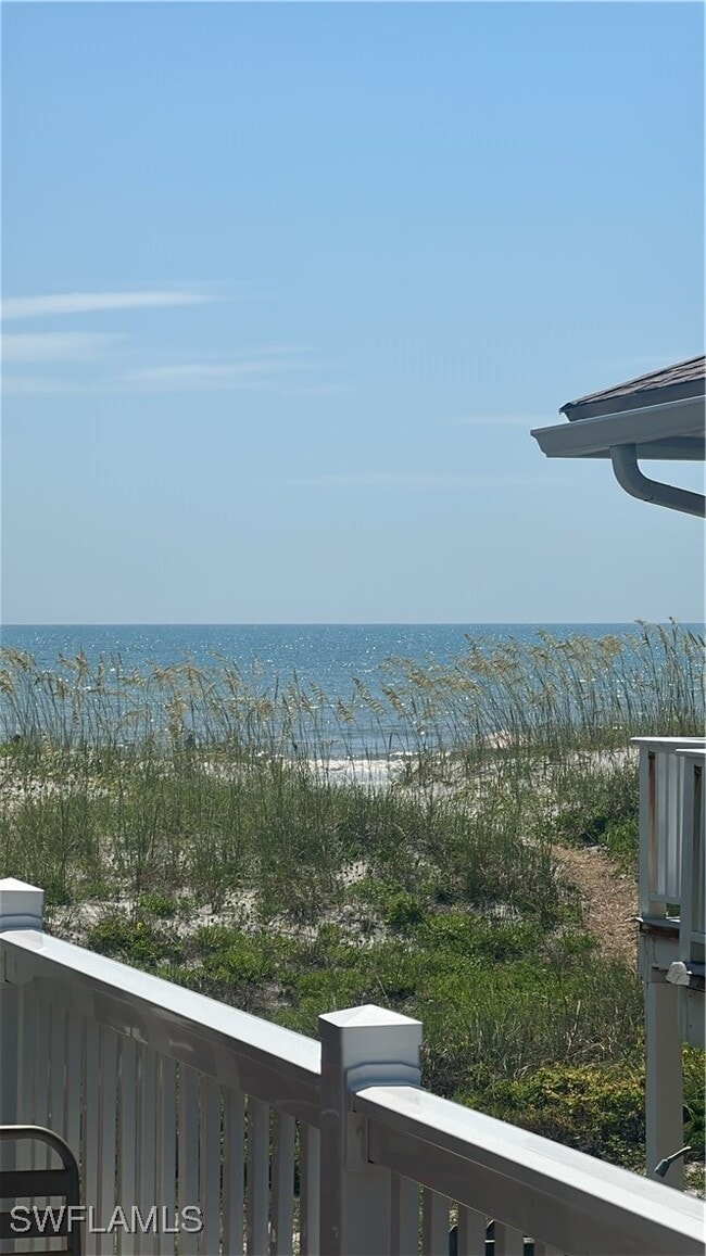 Building Photo - 1107 1st St S