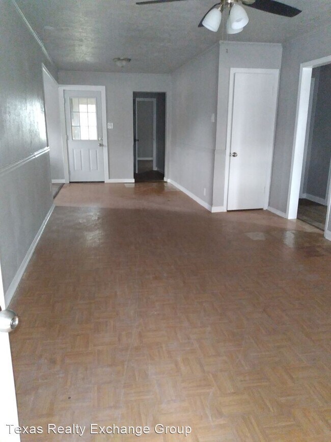 4 br, 2 bath House 10912 Annaville Rd 10912 Annaville Rd Corpus Christi TX 78410 Apartment